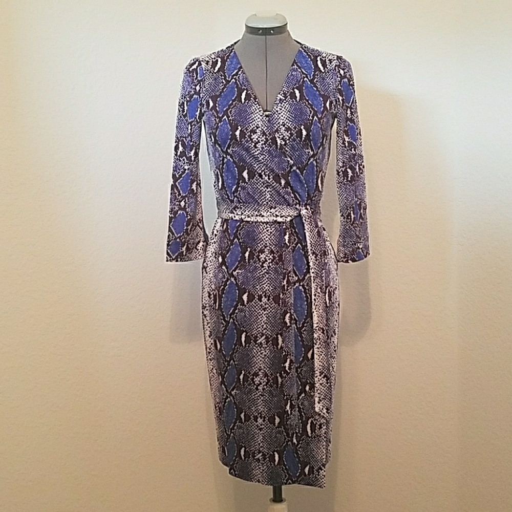 NWT Diane Von Furstenberg Snake Print Wrap Dress 6